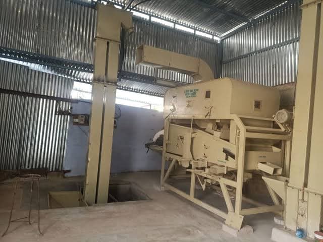 Hygienic spice cleaning machine at Madhavji Spices